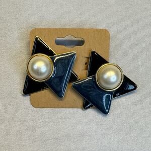 Marcy Feld Geometric 80s Pearl & Enamel Clip Ons